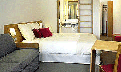 Novotel London City South Hotel